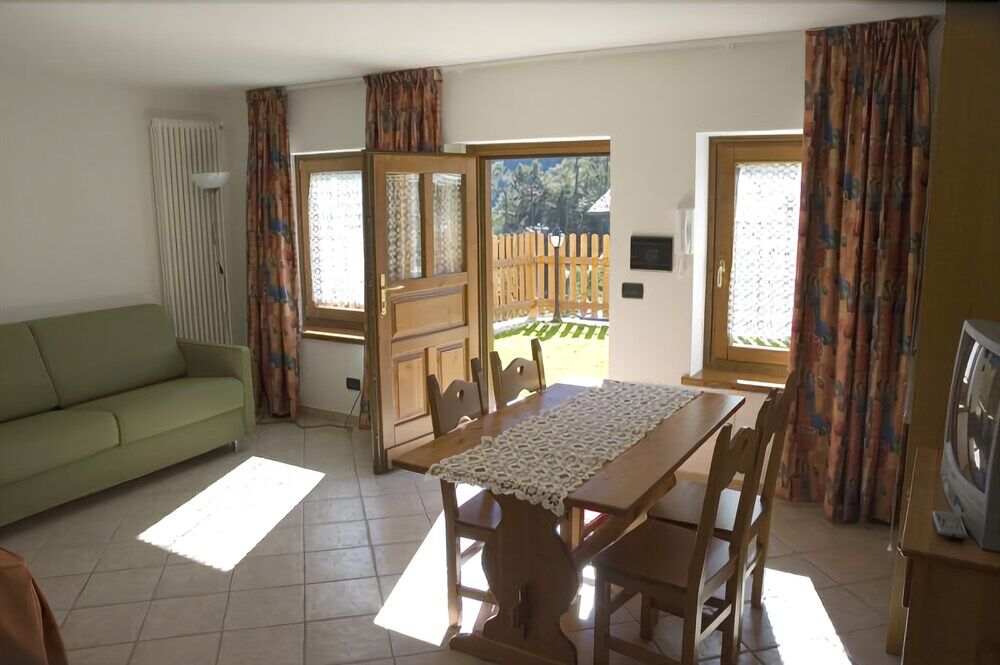 Hotel Beau Site Brusson Bagian luar foto