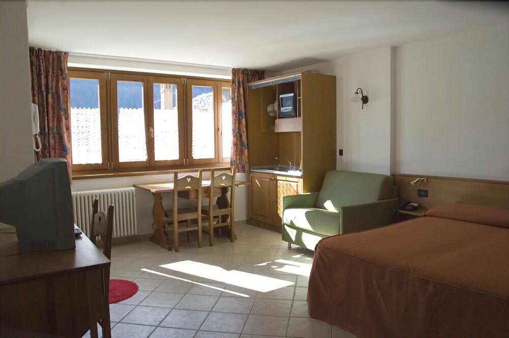 Hotel Beau Site Brusson Bagian luar foto